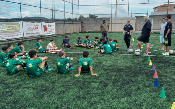 Estrelinha recebe visita de olheiro do Atlético