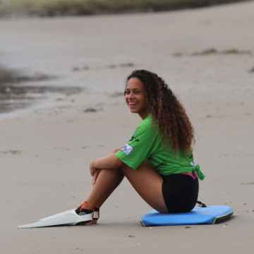 Mayra Gonçalves leva Pontal do Paraná ao topo no Bodyboarding Catarinense